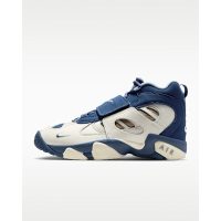 Nike Men’s Air Diamond Turf II Shoes (Sail/Blue Grey/Metallic Gold/Mystic Navy): Up to 39% Off at Nike