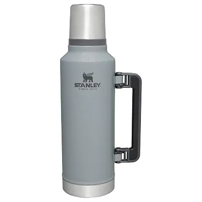 STANLEY Classic Vacuum Bottle, 2 qt