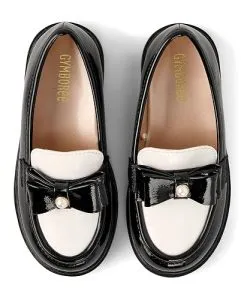 Gymboree,Girls and Toddler Slip On Loafer,Black/White,12