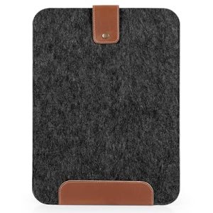 MegaGear 13″ Genuine Leather & Fleece Slim MacBook Bag